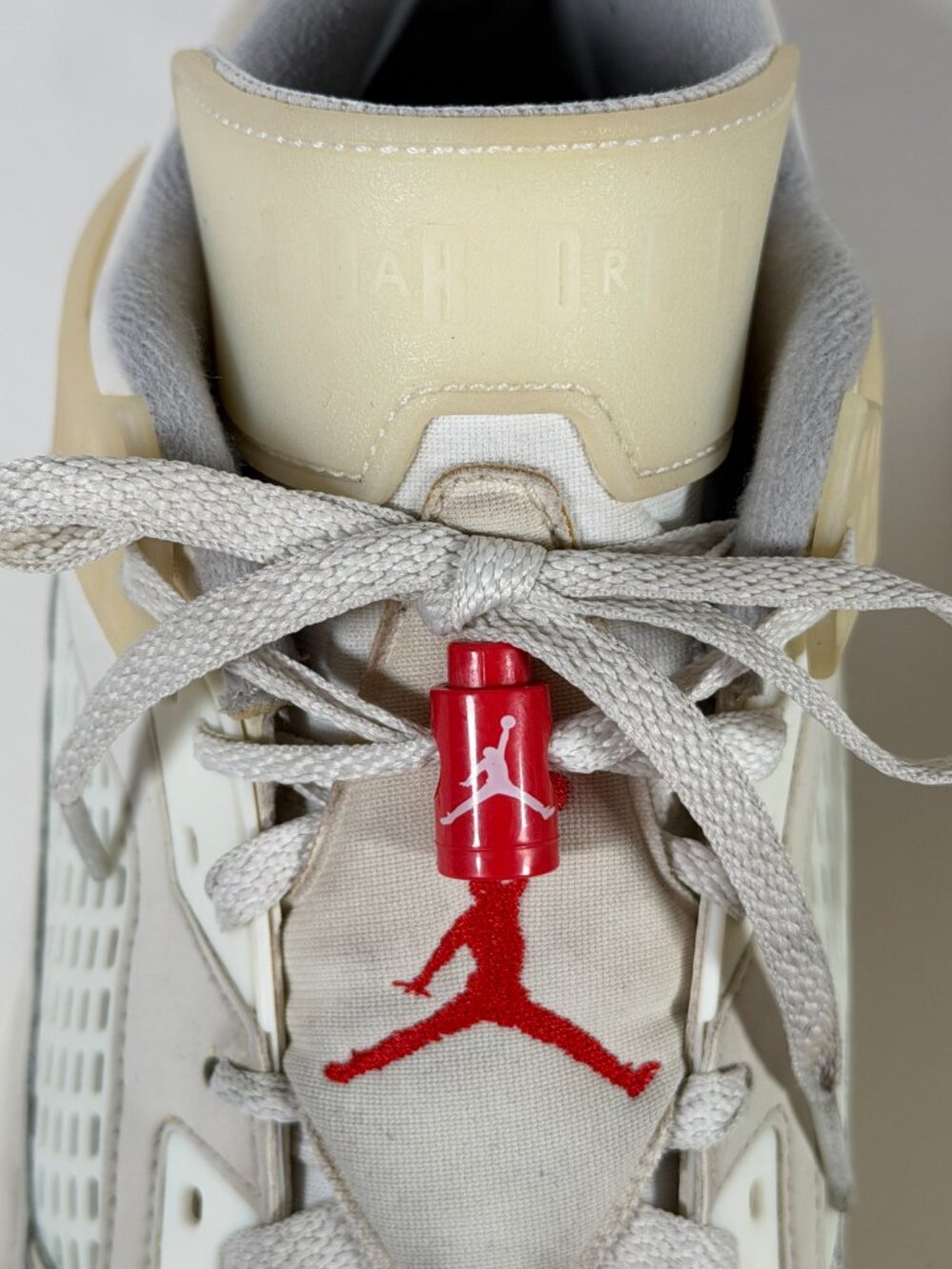 Nike Air Jordan Spizike Sneakers Men Size 13 Brooklyn Low Coconut Milk EUC - Picture 4 of 10
